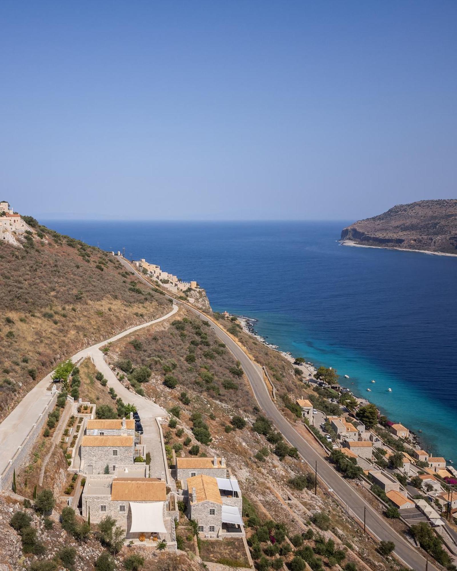 Trapela Limeni Luxury Suites Exterior foto